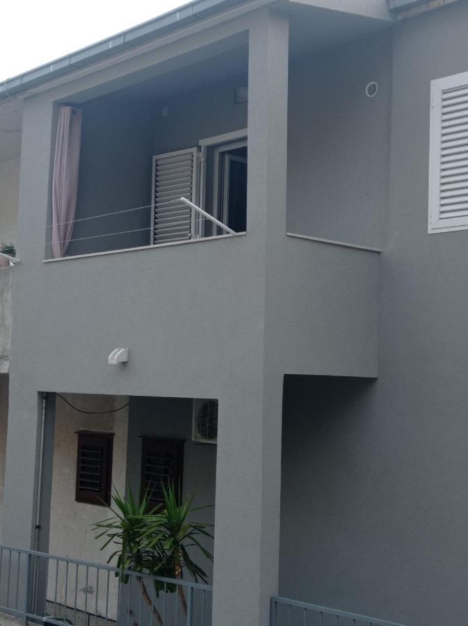 Ferienwohnung Apartman Ivo Baška Voda Exterior foto